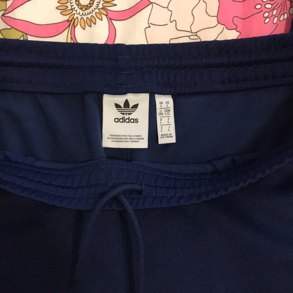 Adidas - Picture 7 of 7